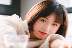 一个男人，在你面前流露出这4个“弱点”，说明他把你当真爱了！