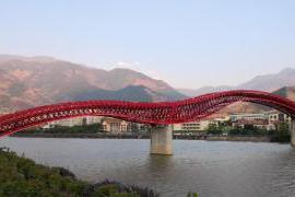 本文转自：黄冈广播电视台四川省米易县有一座地标建筑 2019年，27岁母亲带三个孩子跳河溺亡