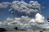 太平洋超级火山大爆发，整个国家失去联系！10000公里外受到冲击
