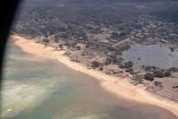 汤加火山爆发前后对比图曝光 海岸地区损毁严重整个岛屿一片灰色