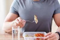 吃饭如何才能做到七分饱？7个方法帮你控制食量，避免健康问题