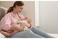 新生儿出生第一天，这几件事妈妈们务必做到，帮助宝宝喝好睡好