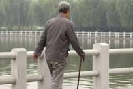 多走路有助于长寿？医生：人过50岁，做好4件事，或许比走路靠谱