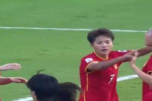 王霜80秒送两次助攻，王珊珊唐佳丽破门，中国女足3-1反超