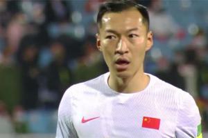 越南教练高看国足！1-0后命令全队保持冷静，结果8分钟内连进两球