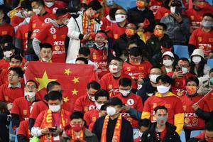 杀人诛心！越南媒体赛后嗨了，国足球迷现场崩溃怒吼：不要脸
