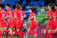 感动！从0-1到4-3，中国女足两度落后两次追平，爆冷击败日本队