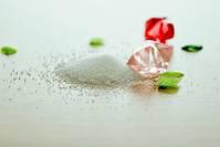长期吃盐过多的害处有多大？食盐过量的4个危害，不可忽视